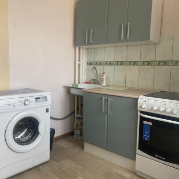 Сдается 1-комнатная квартира, 37 м²