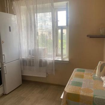 Сдается 1-комнатная квартира, 37 м²