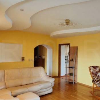 Продается 3-х комнатная квартира, 86 м²