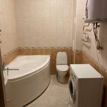 Продается 1-комнатная квартира, 49 м²