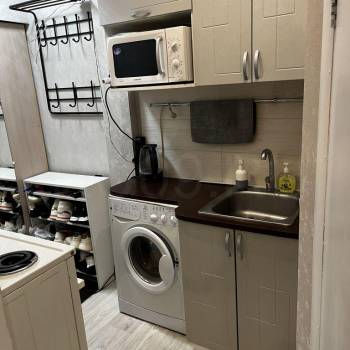 Продается 1-комнатная квартира, 18 м²