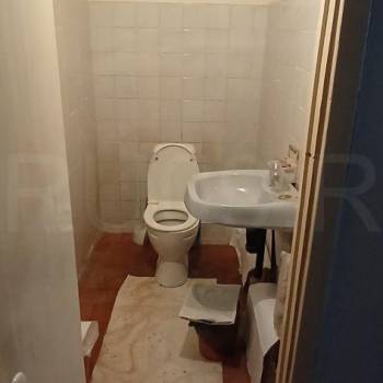 Продается Многокомнатная квартира, 143 м²