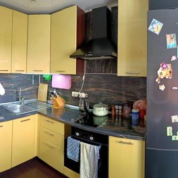 Продается 1-комнатная квартира, 32 м²