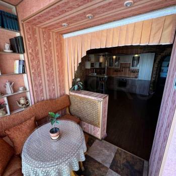 Продается 2-х комнатная квартира, 58 м²