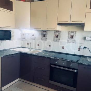 Продается 1-комнатная квартира, 43 м²