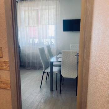 Продается 1-комнатная квартира, 43 м²