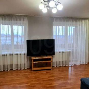 Продается 1-комнатная квартира, 47 м²