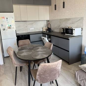 Продается Многокомнатная квартира, 85 м²