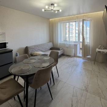 Продается Многокомнатная квартира, 85 м²