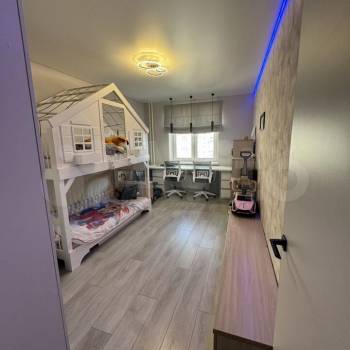 Продается Многокомнатная квартира, 85 м²