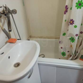 Продается 1-комнатная квартира, 14 м²