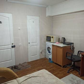 Продается 1-комнатная квартира, 14 м²