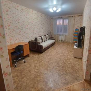 Сдается 1-комнатная квартира, 42 м²