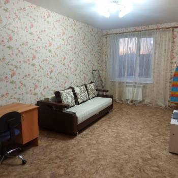 Сдается 1-комнатная квартира, 42 м²