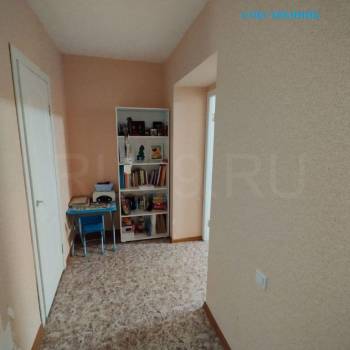 Продается 1-комнатная квартира, 52 м²