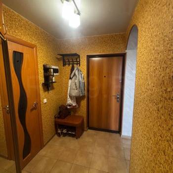 Продается 1-комнатная квартира, 37 м²