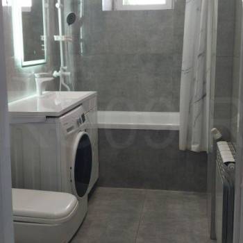 Продается 1-комнатная квартира, 40 м²