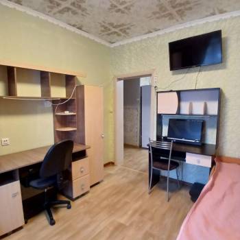 Продается 3-х комнатная квартира, 44 м²