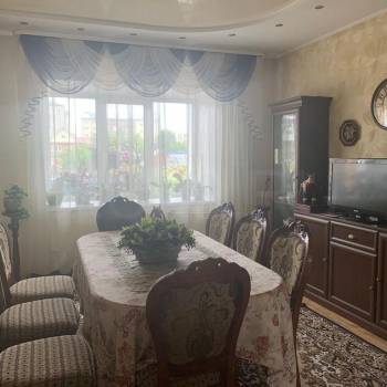 Продается Дом, 360 м²