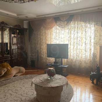 Продается Дом, 360 м²