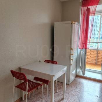 Сдается 1-комнатная квартира, 36 м²