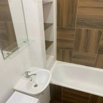 Продается 3-х комнатная квартира, 56,6 м²