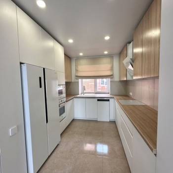 Продается 2-х комнатная квартира, 54 м²