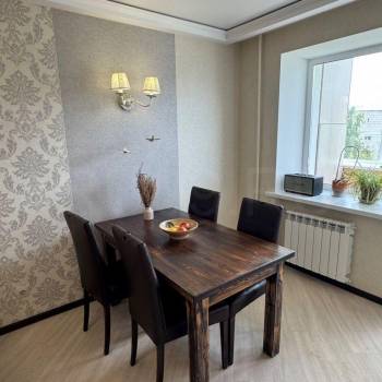 Продается 3-х комнатная квартира, 62 м²
