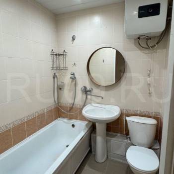 Продается 1-комнатная квартира, 39 м²