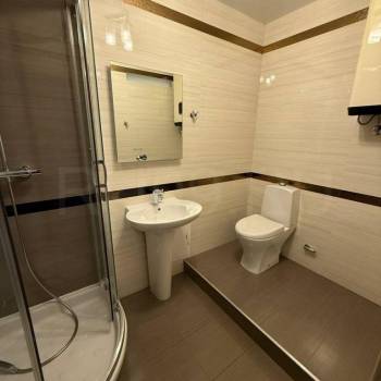 Продается Многокомнатная квартира, 172 м²