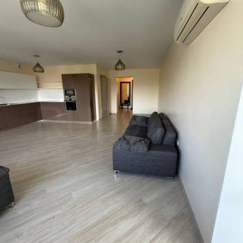 Продается Многокомнатная квартира, 172 м²