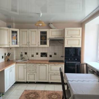 Продается Многокомнатная квартира, 75 м²