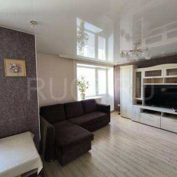 Продается Многокомнатная квартира, 75 м²