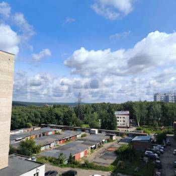 Продается Многокомнатная квартира, 75 м²