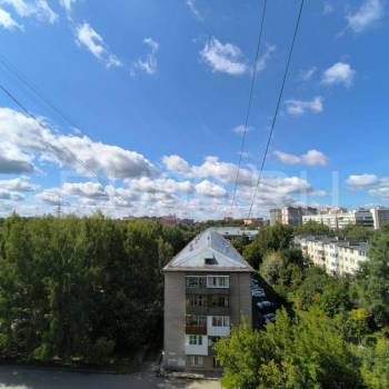 Продается Многокомнатная квартира, 75 м²