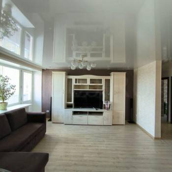 Продается Многокомнатная квартира, 75 м²