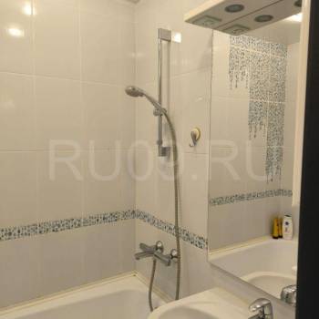 Продается Многокомнатная квартира, 75 м²