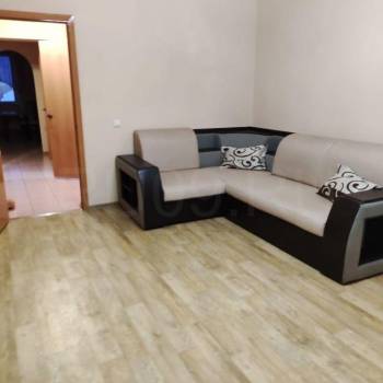 Сдается 1-комнатная квартира, 50 м²