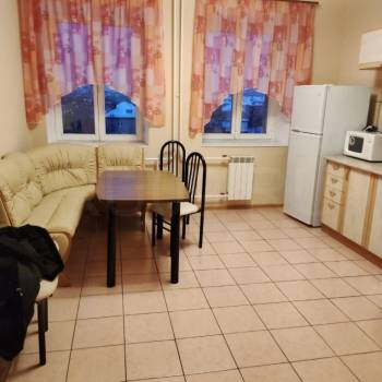 Сдается 1-комнатная квартира, 50 м²
