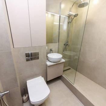 Продается 1-комнатная квартира, 42 м²