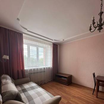 Продается 2-х комнатная квартира, 58 м²