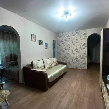 Продается 2-х комнатная квартира, 42 м²