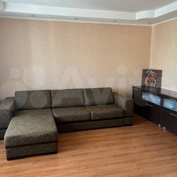 Продается 1-комнатная квартира, 38,6 м²
