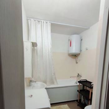 Сдается 1-комнатная квартира, 32,7 м²