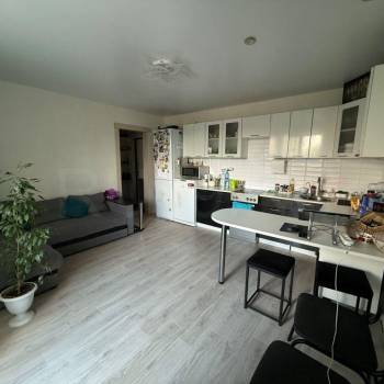 Продается 2-х комнатная квартира, 52 м²