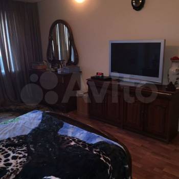 Продается 3-х комнатная квартира, 100 м²