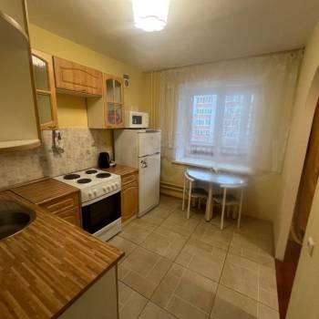 Продается 1-комнатная квартира, 40 м²