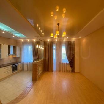 Продается 1-комнатная квартира, 46 м²