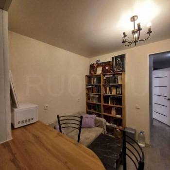 Продается 1-комнатная квартира, 35 м²