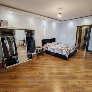 Продается 2-х комнатная квартира, 60 м²